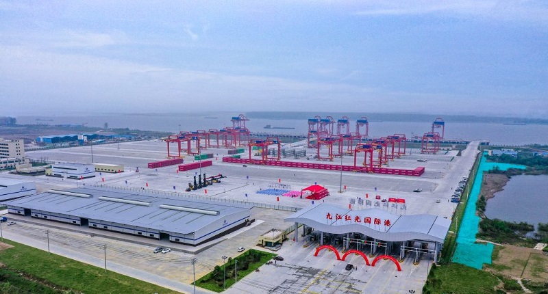 Weihua Container Crane for Jiujiang Port.jpg